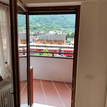 Rustic Apartment -200Mt From Berninaexpress Tirano Exterior photo