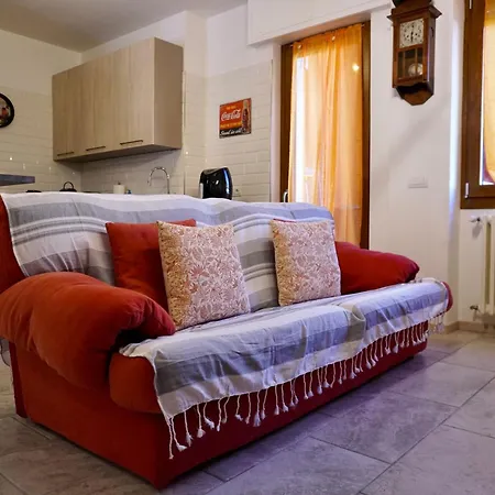 Rustic Apartment -200Mt From Berninaexpress Tirano Exterior photo